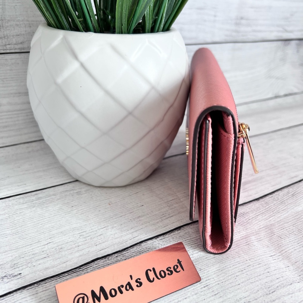 🦋Michael Kors Wallet - Picture 3 of 8